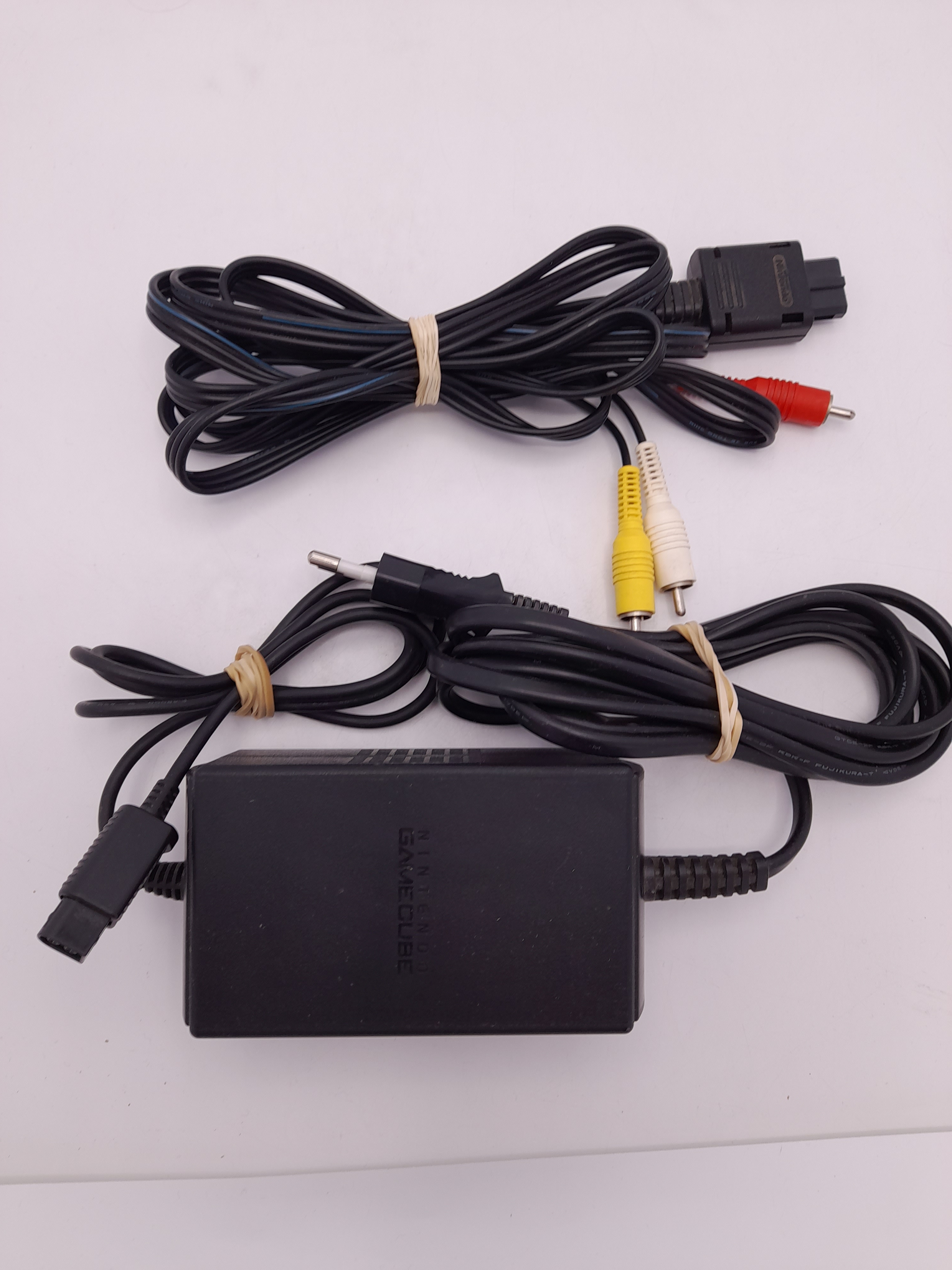 Foto van GameCube & Controller Paars