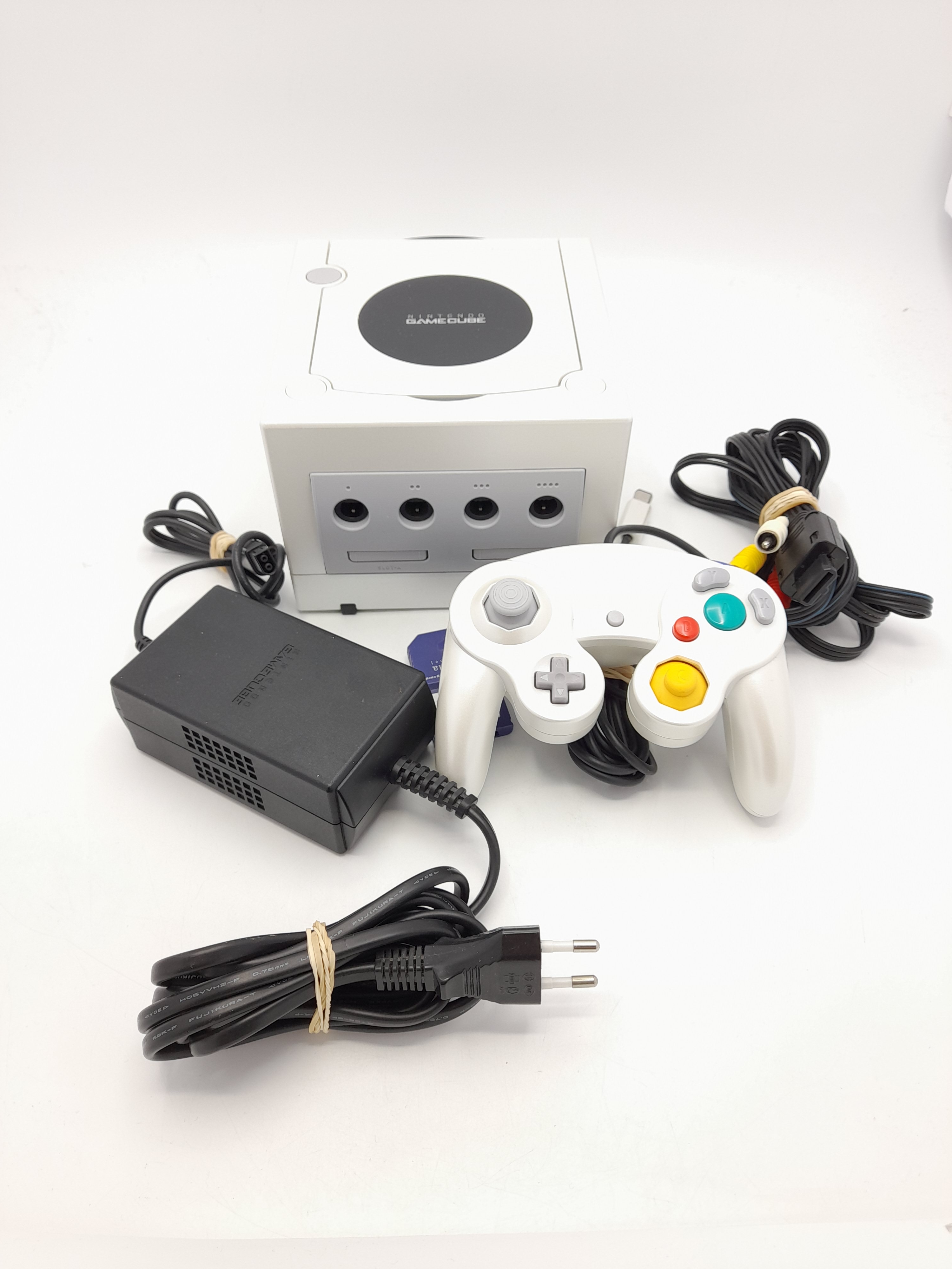 Foto van GameCube & Controller Pearl