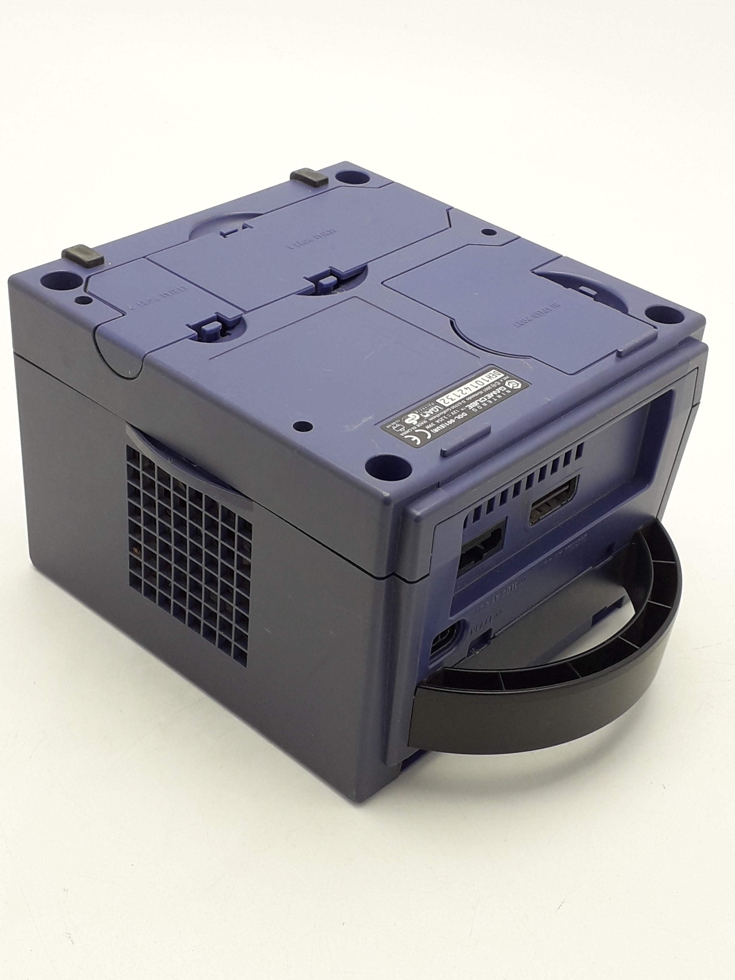 Foto van GameCube Paars Licht Verkleurd