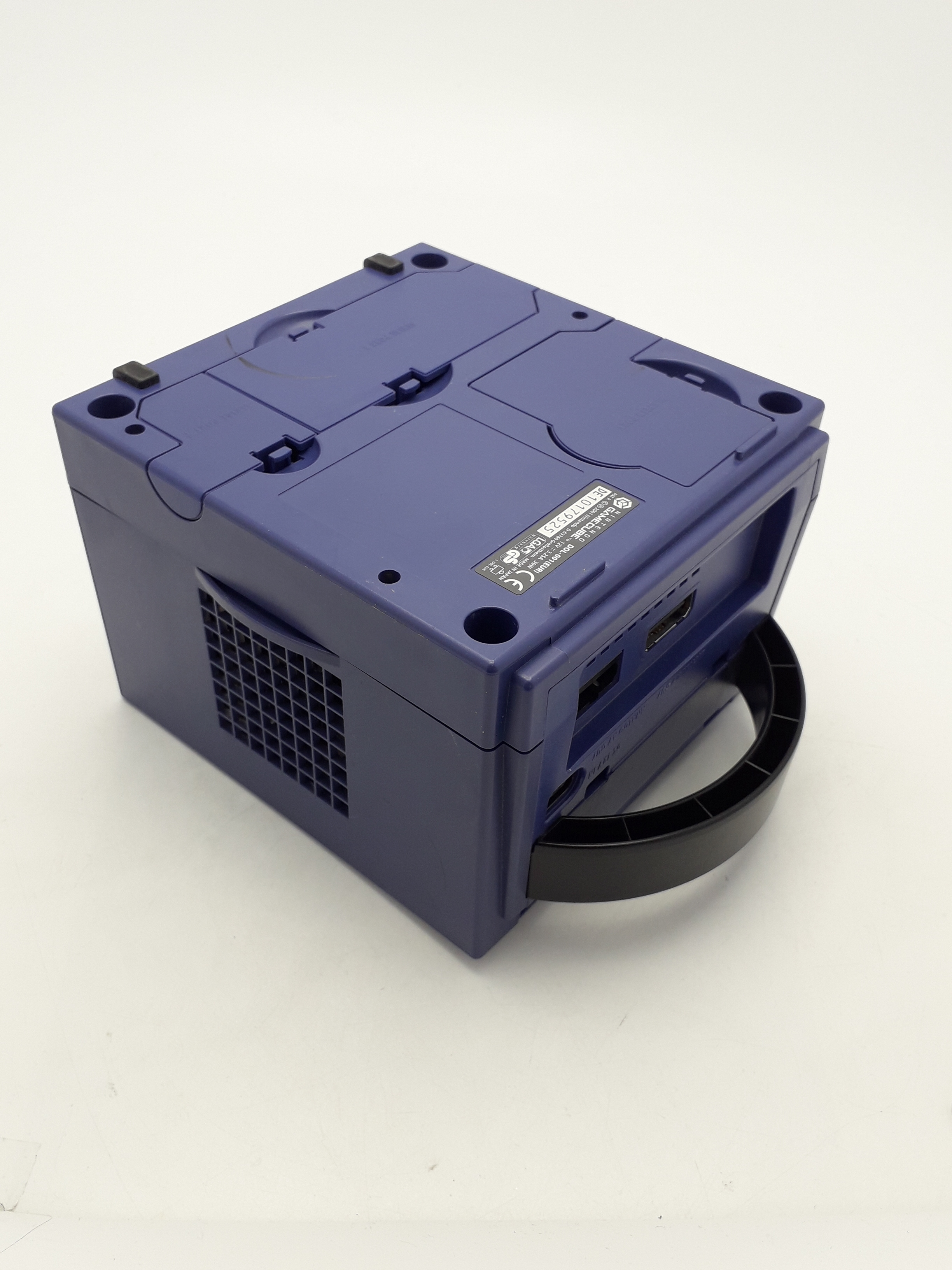 Foto van GameCube Paars Licht Verkleurd