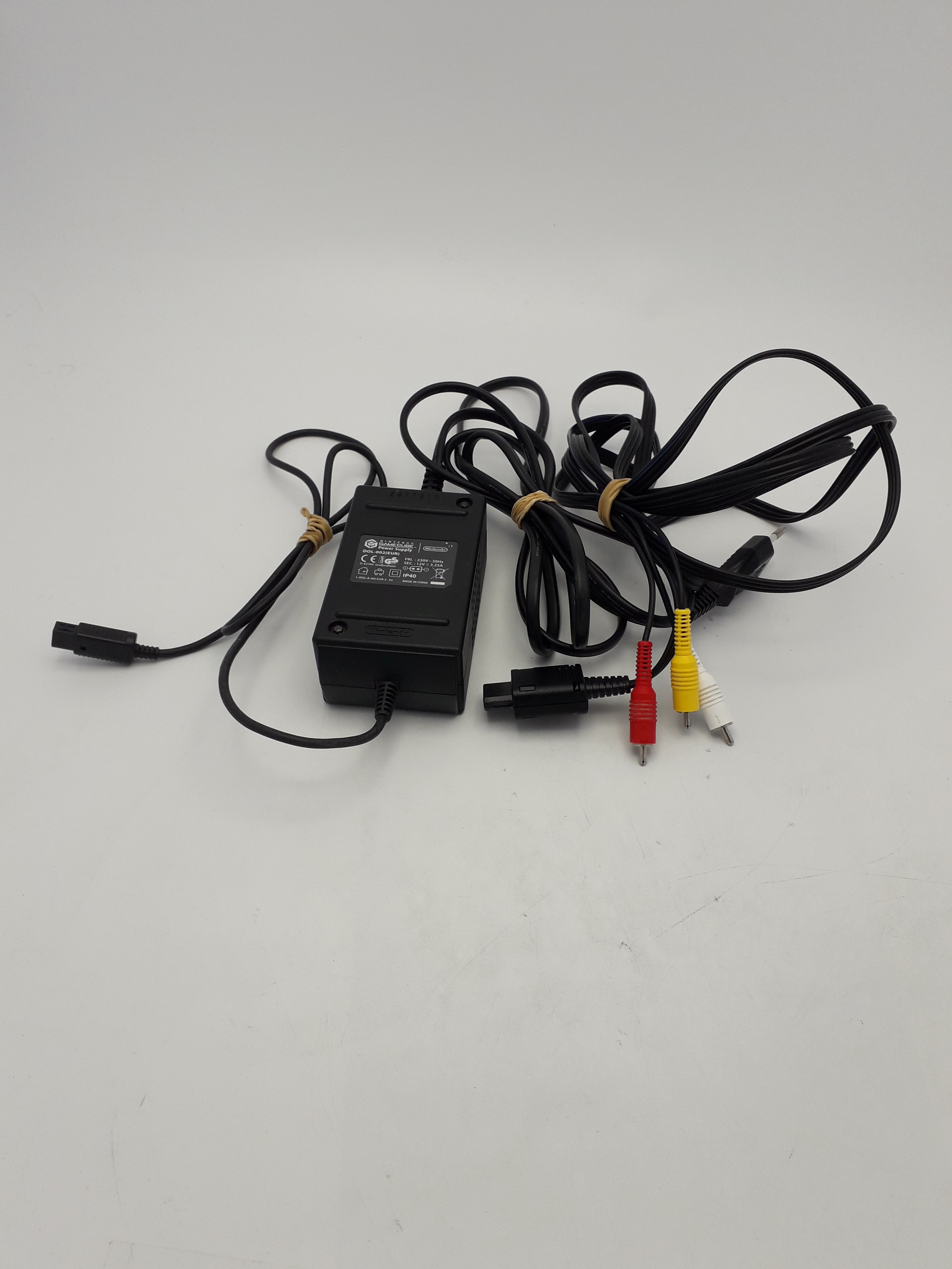 Foto van GameCube Paars Licht Verkleurd