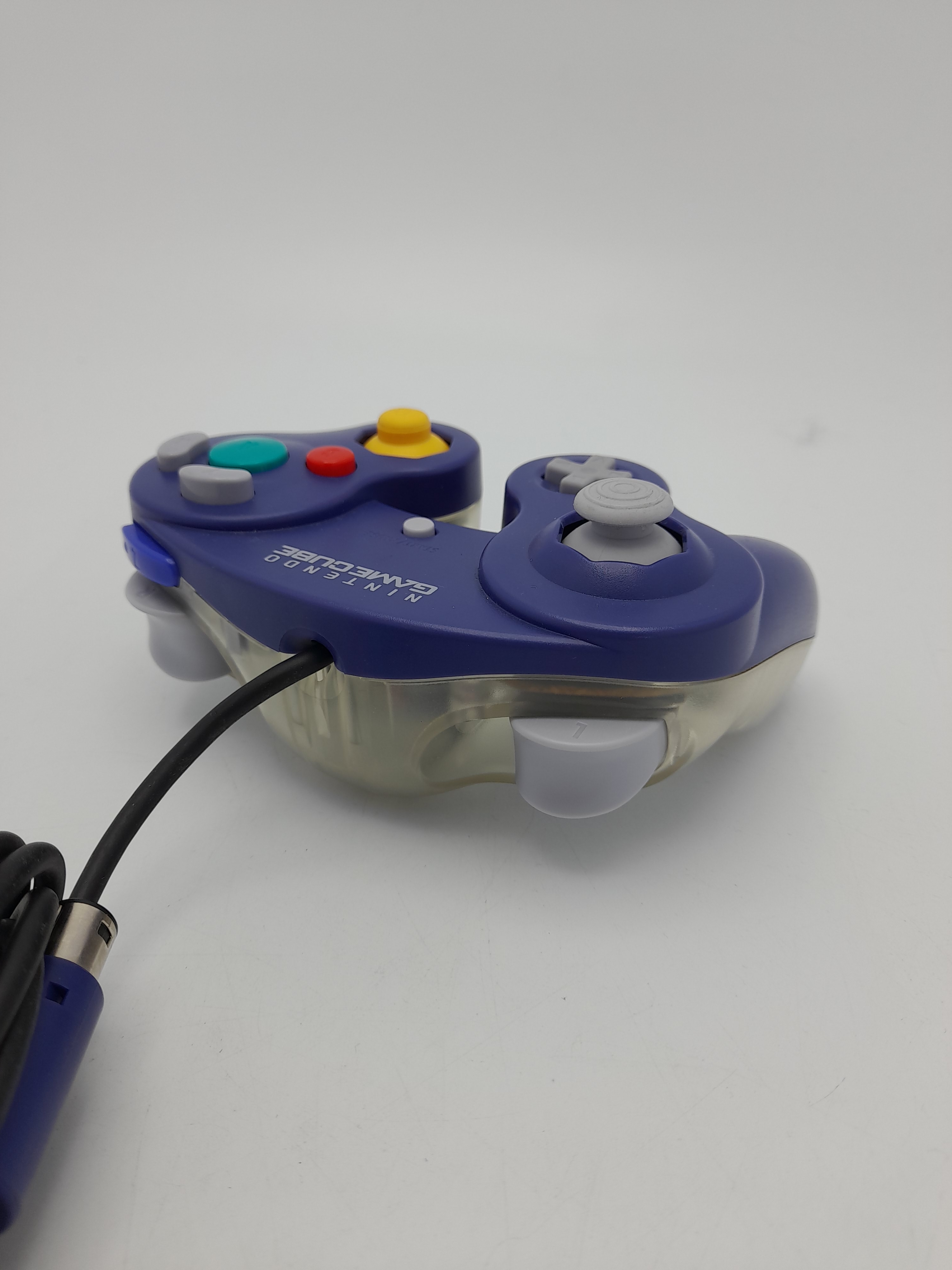 Foto van GameCube Controller Transparant Paars in Doos