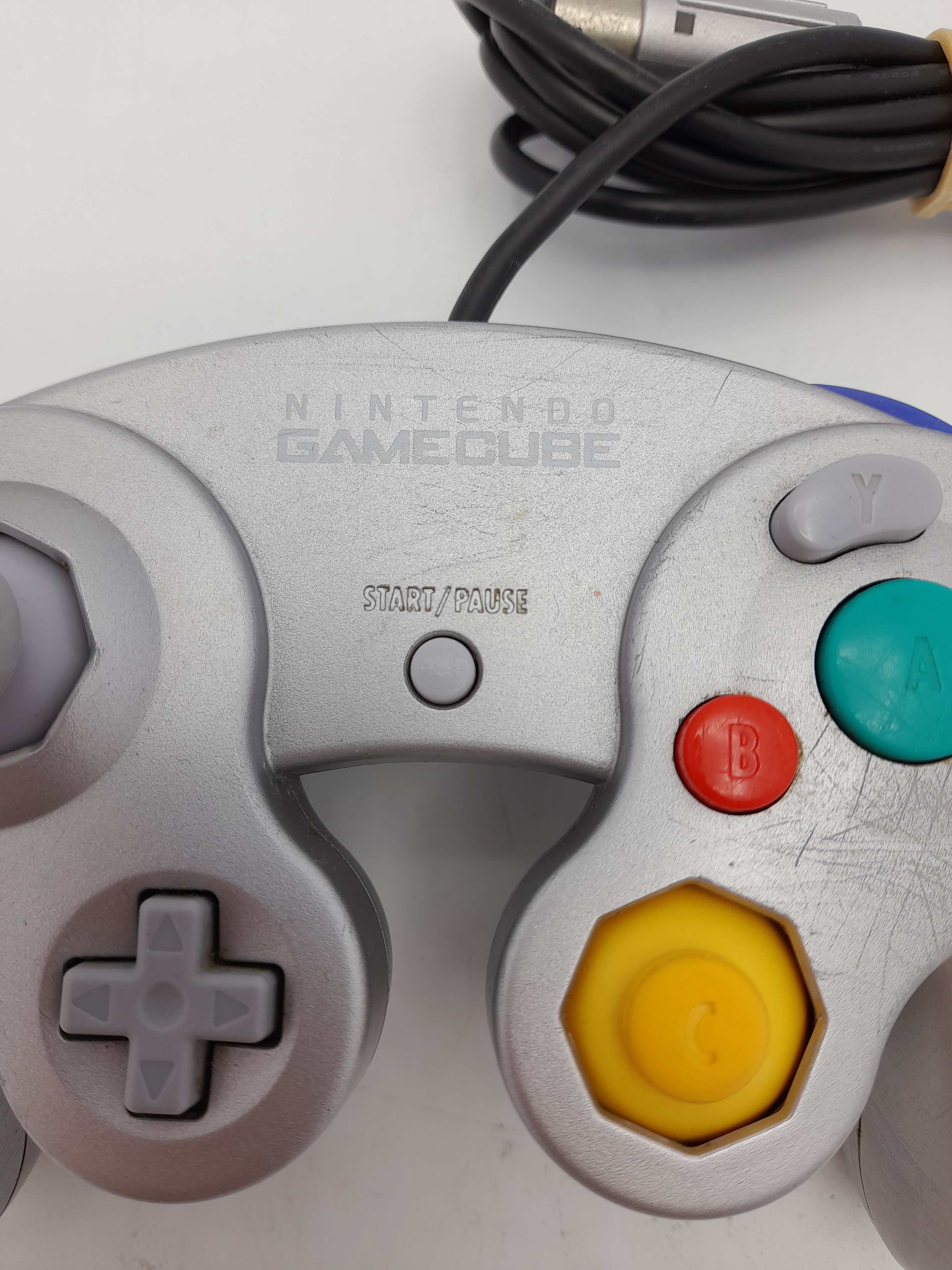 Foto van GameCube Controller Platinum