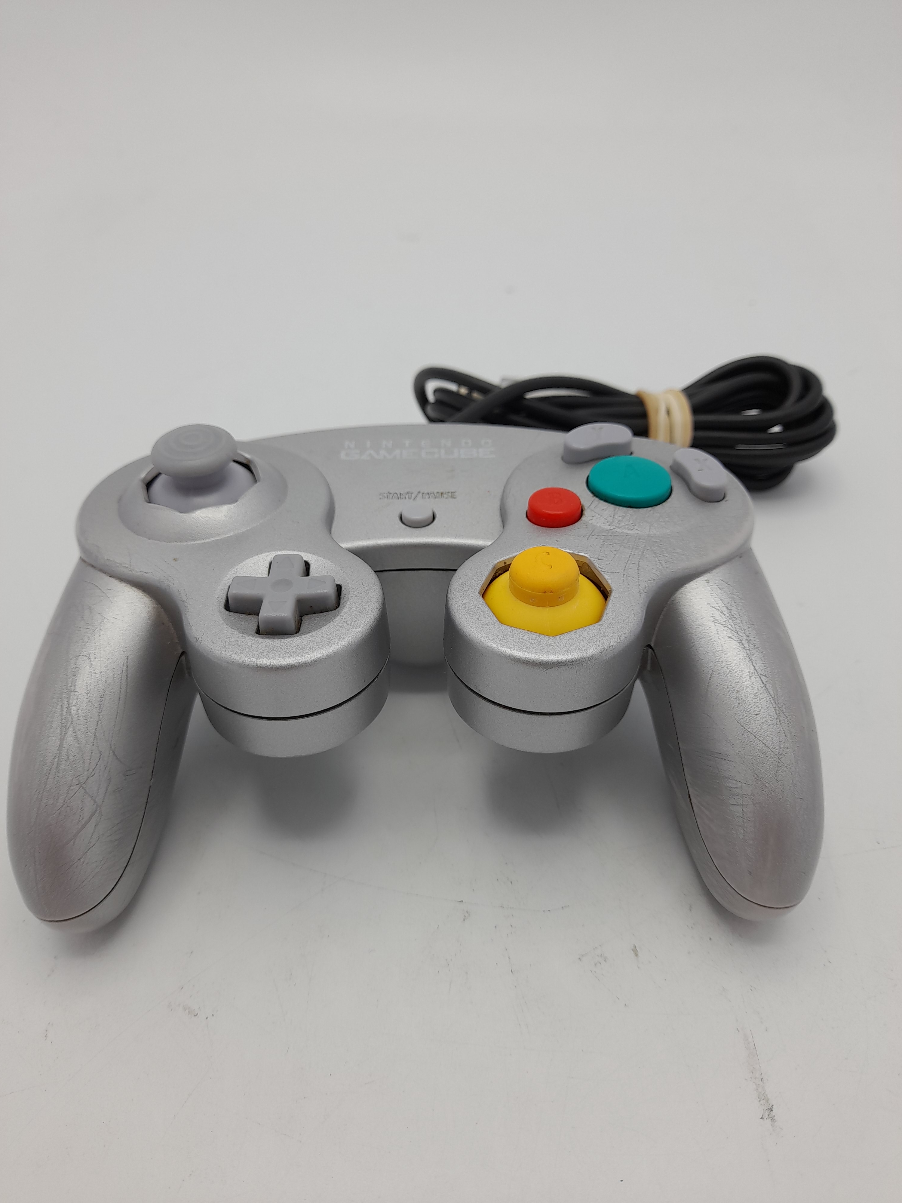 Foto van GameCube Controller Platinum