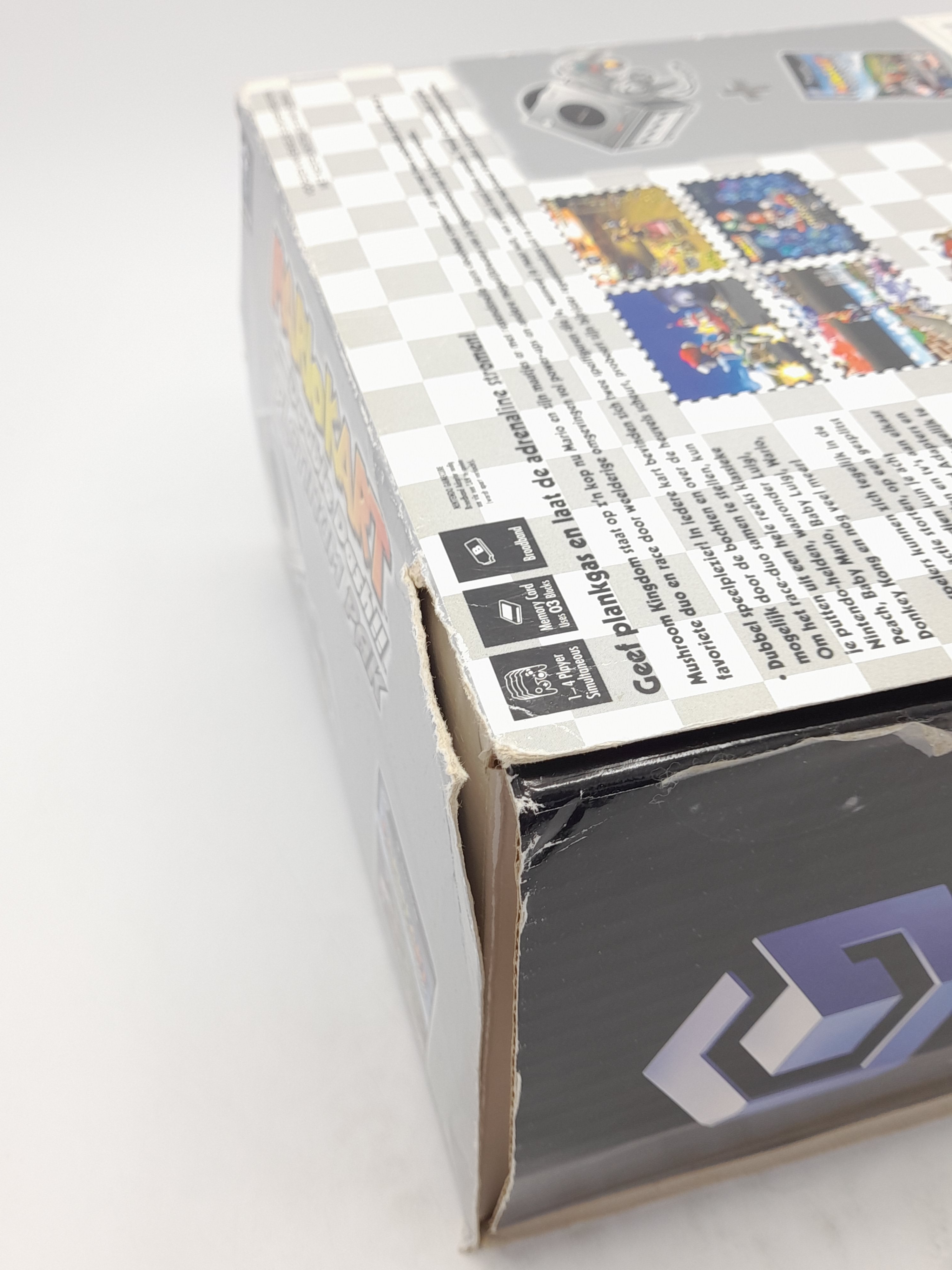 Foto van Mario kart: Double Dash!! Limited Edition Pak Platinum in Doos