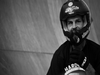 Speel als Matt Hoffman en andere BMX professionals.